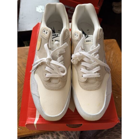 Nike Air Max 1 '87 Women's FJ4735 001 Size 13.5 - Picture 2 of 9